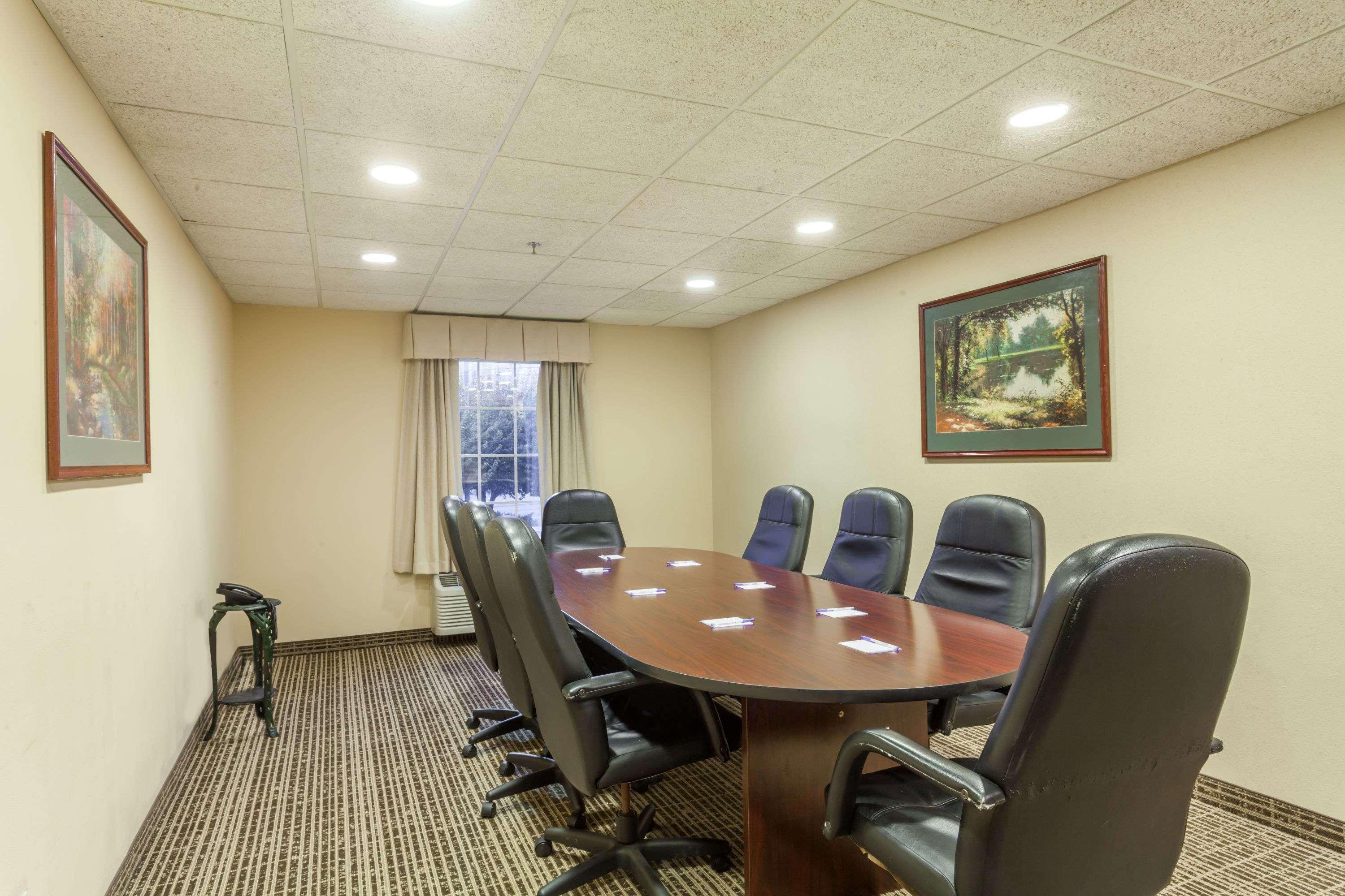 Baymont By Wyndham Columbia Maury Hotel Bagian luar foto